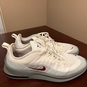 Men’s white Nike tennis shoes- Size 13